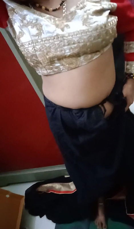 Nude Dance Indian Village Aunty Hot Boobs Nippal Pussy in Desi Style Sexy Slow Motion