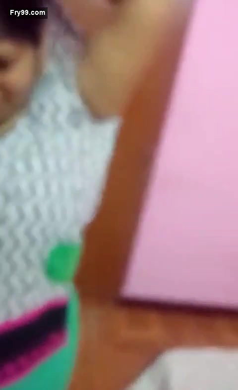Desi sexy aunty hot boobs