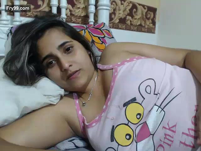 Delicious Indian Cam Girl – Movies