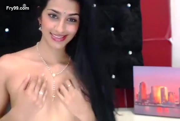 Indian Girl Ashmita Cam Show – Movies