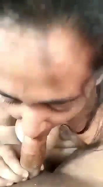 Big boob Girl Sucking FullClip