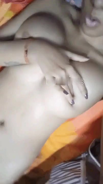 Beauty Teen nude selfie