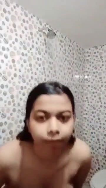 Bigboob Girl Bathing