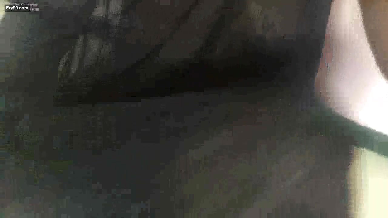 Tamil Bhabhi Using Pillow – Movies