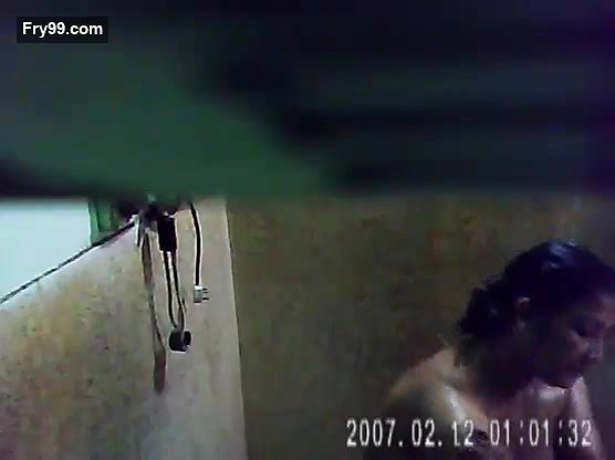 Next Bhabhi Filmed In Shower – Movies