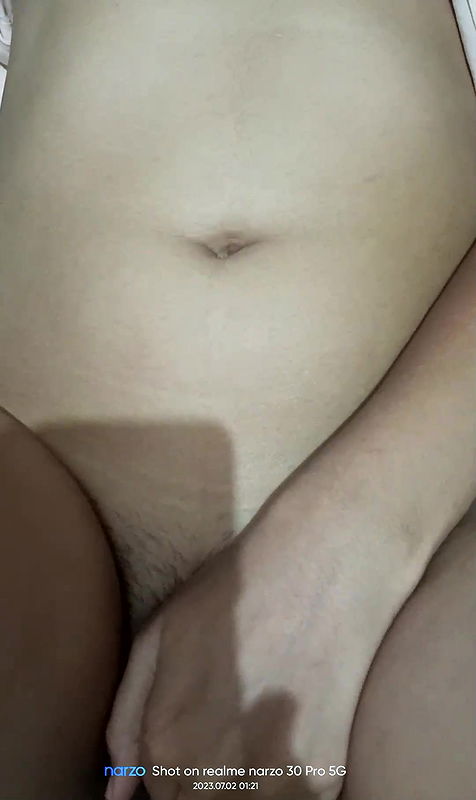 Sexy Indian Girl Bathing