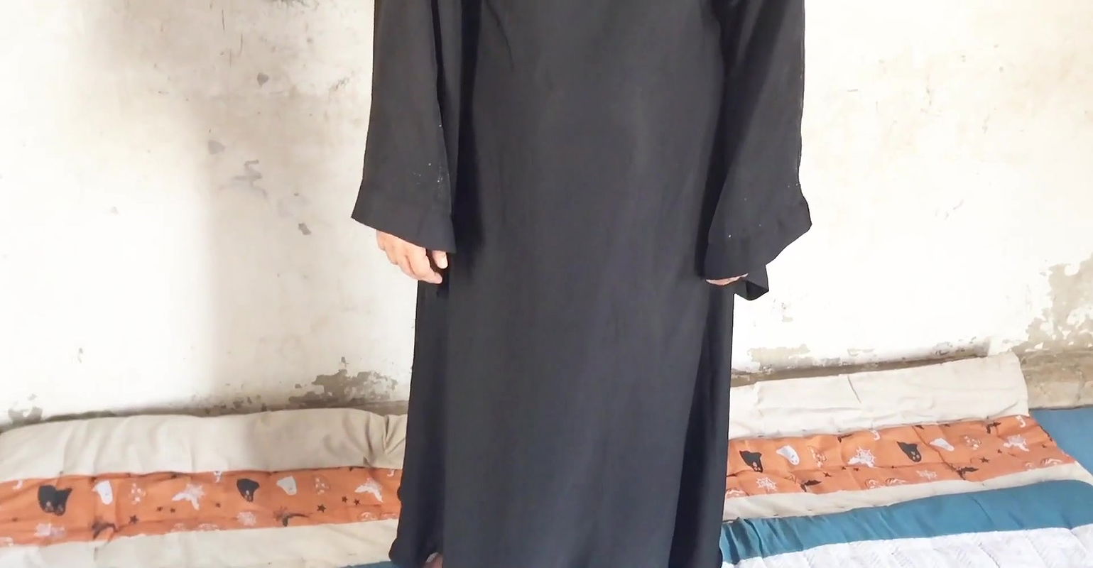 Darya jungle ma khadi Muslim hijab college girl ko road se pakad k chodaa hard sex pussy and anal sex with Indian clear audio