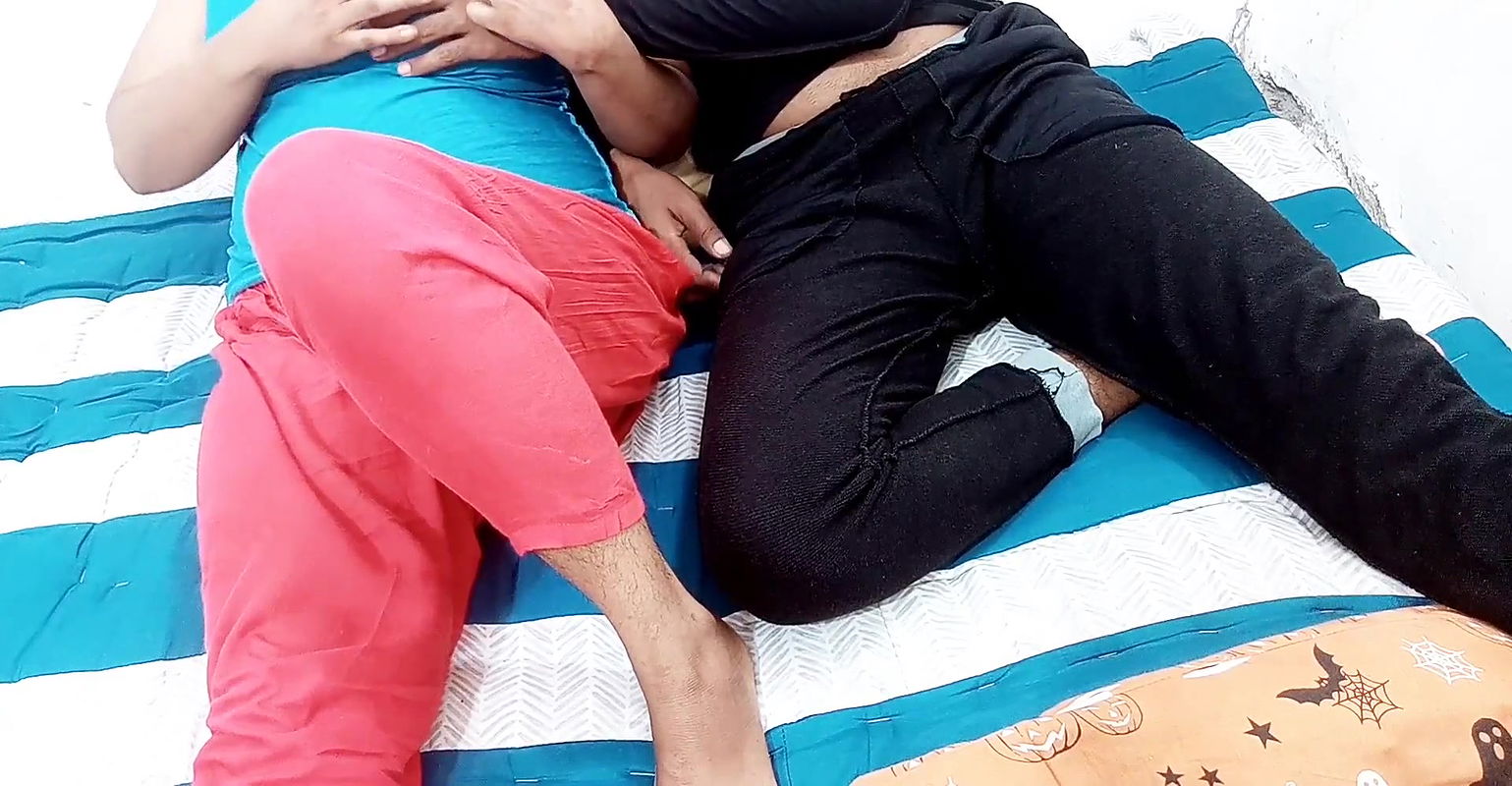 Indian beautifull big boobs girl hard sex with boyfriend with clear Hindi audio