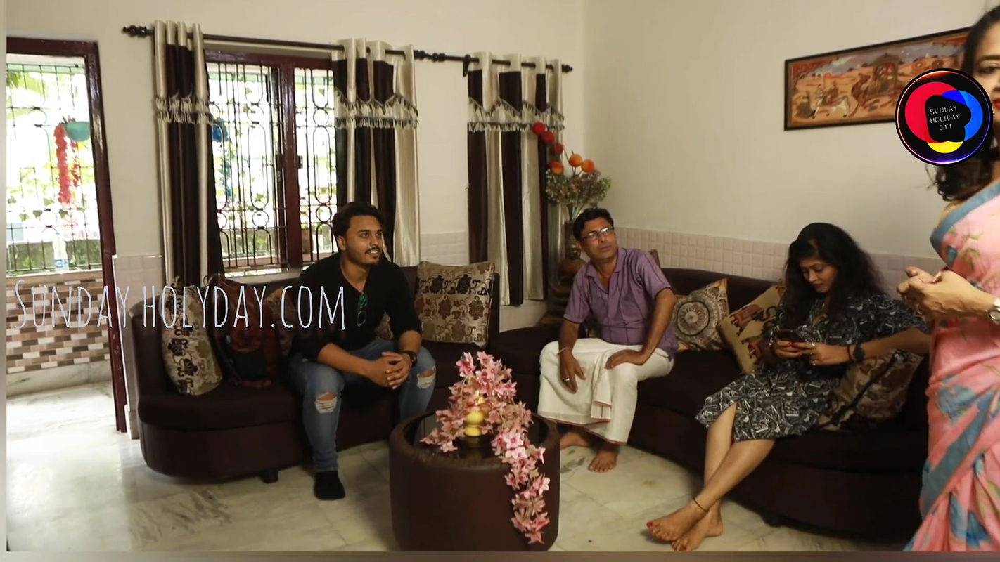 Kudumba Vilakku Ep1 Sunday Holiday Web-Dl