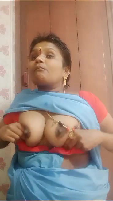 Desi bhabhi showing