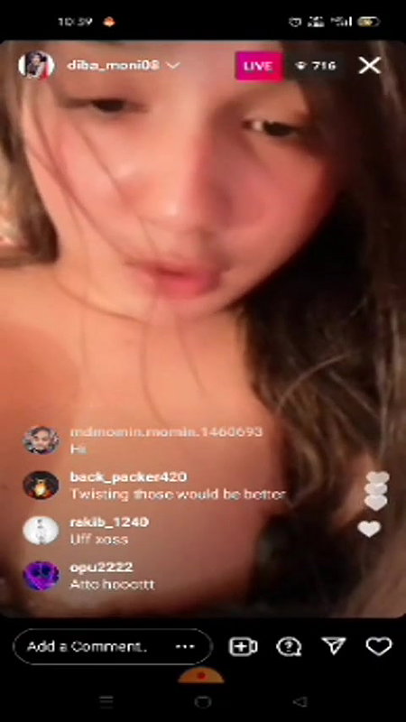 diba moni show her boobs