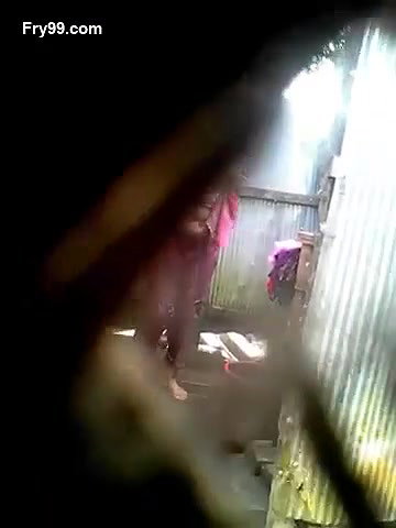 Next Door Bhabhi Shower – Movies