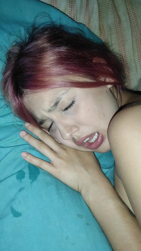 Cute girl tight pussy