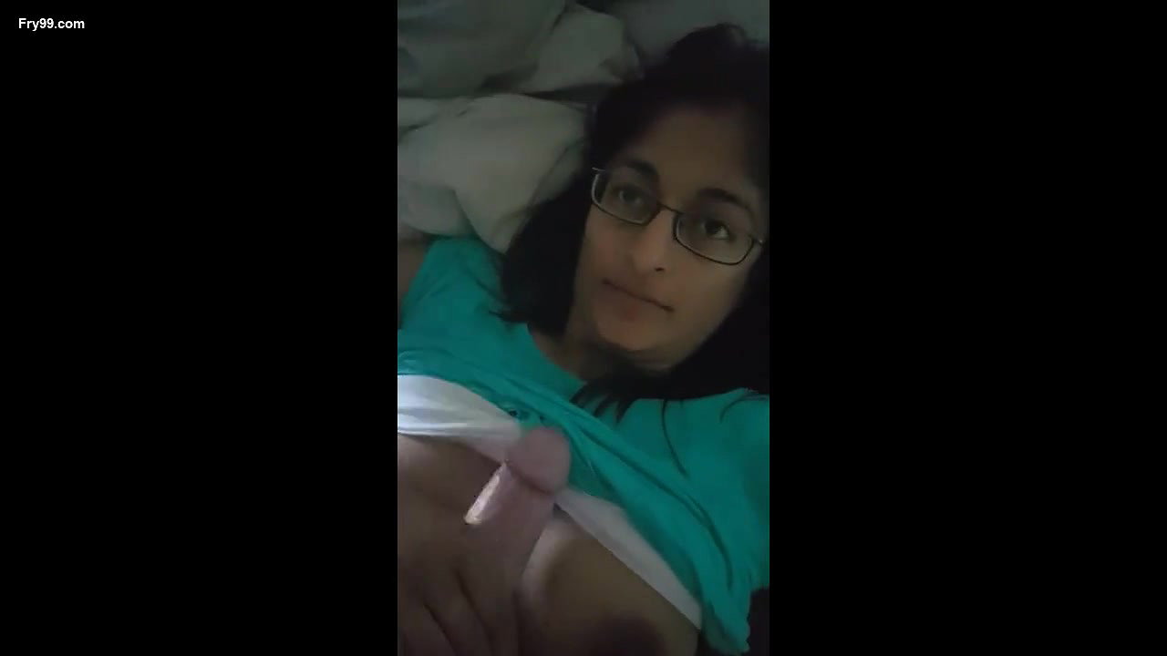 Anmool Aunty From London – Movies