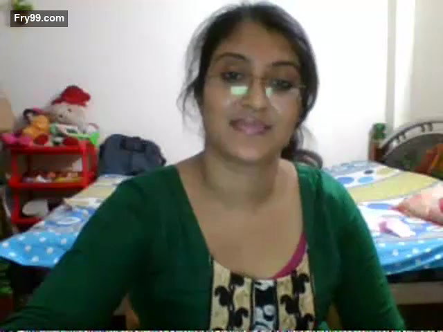 Indian GF In Pink Lingerie Nude – Movies 1
