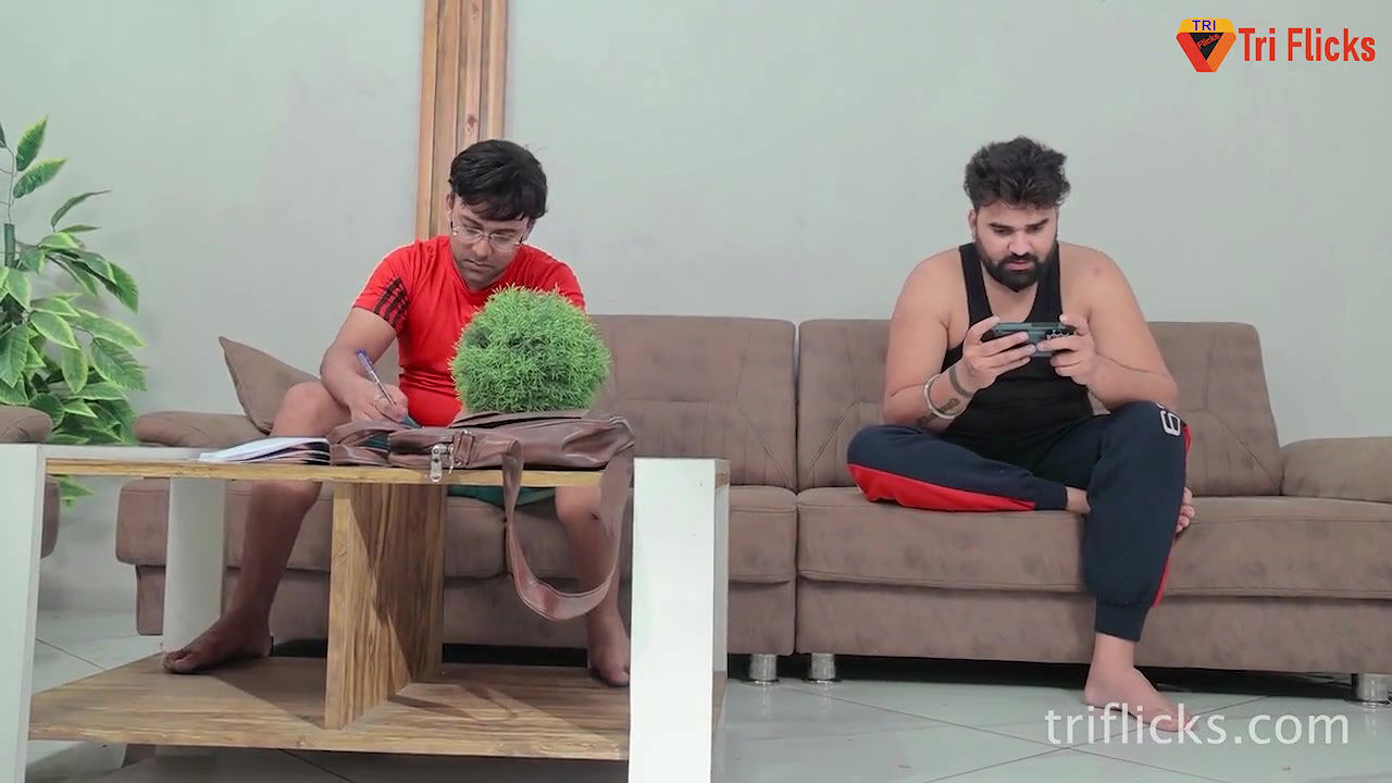 Tharki Dost Ep1 Triflicks Web-Dl