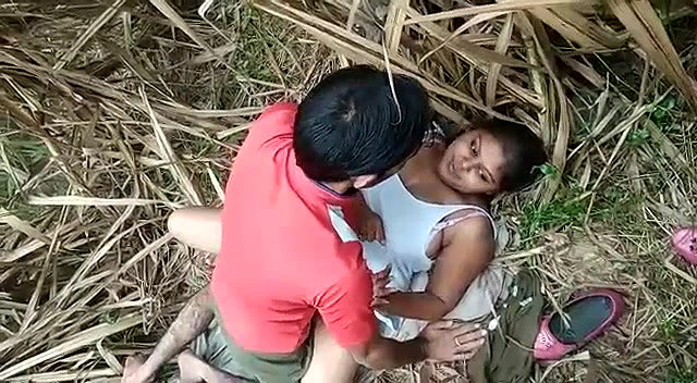 Indian Couple Sex In Fields – Movies