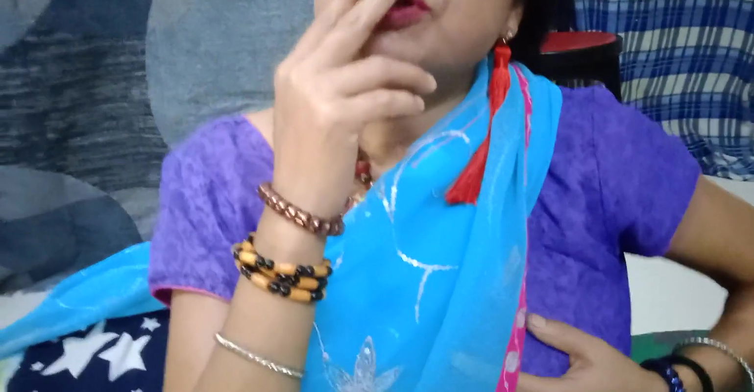 Desi bhabhi drink alcohol and smoke cigarette, and enjoy sex,hot pussy, boobs,nippal, clit.