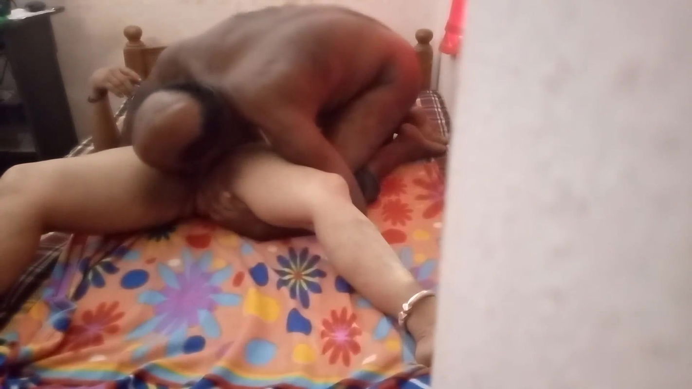 Latest Best Romantic Sex With Curvy Desi Bhabhi