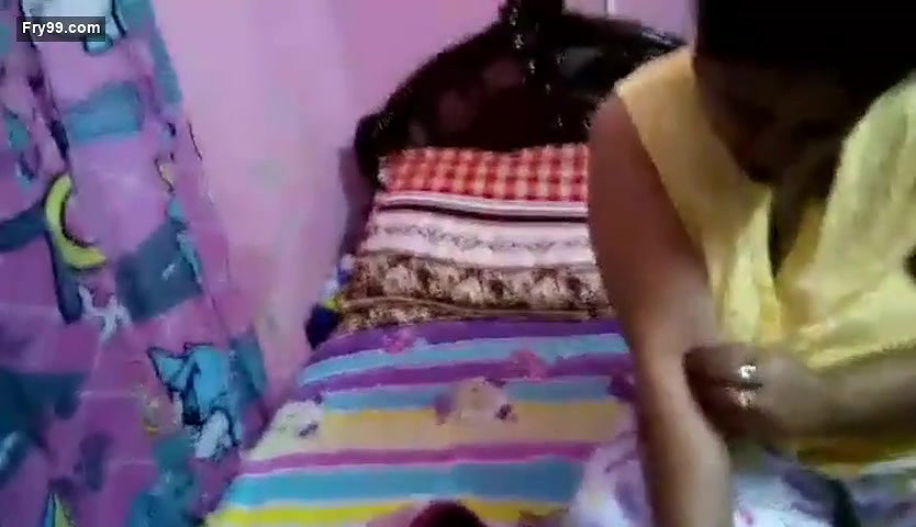 Sexy Bengali Boudi Young Guy