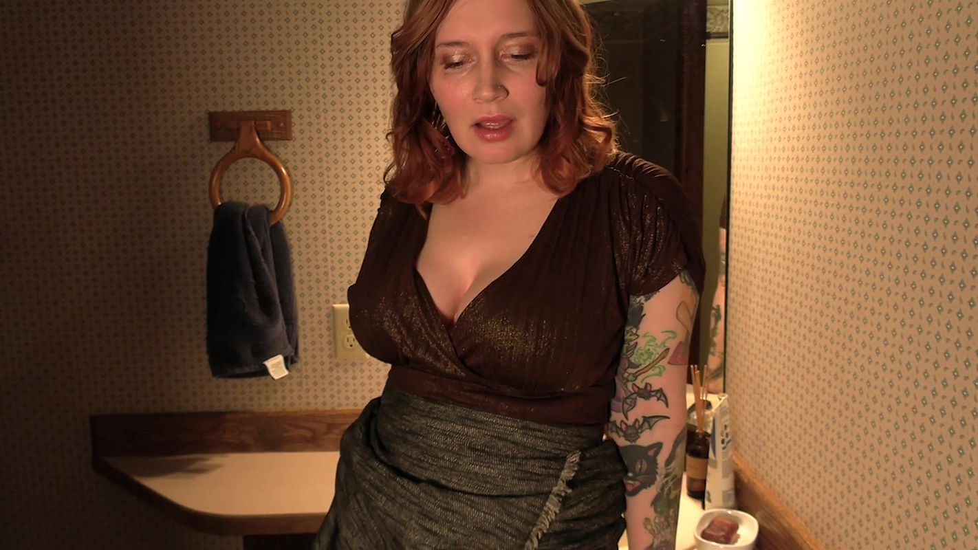 Bettie-Bondage—Moms-New-Years-Eve-Confession-Hd