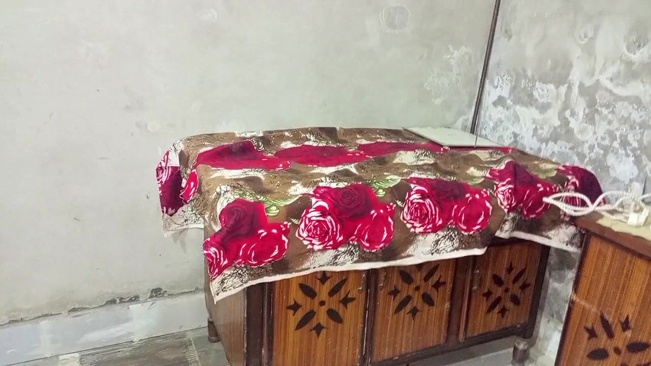 Young Boy Fucks Gorgeous Desi Aunty Ass