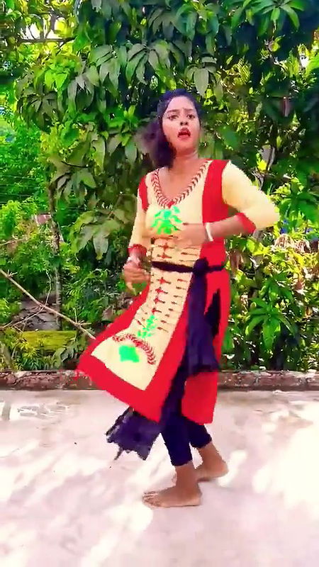 Bengali village girl hot shorts