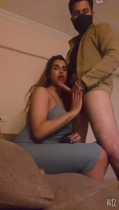 Desi shemale giving blowjob