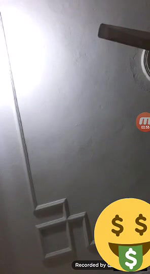 Hooriya wahtsapp 121