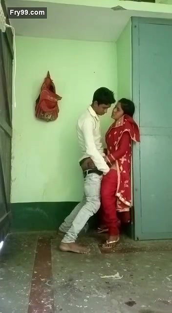 Desi lover try to fuck