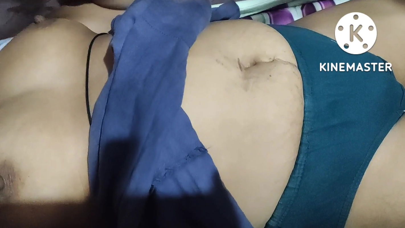 Bhabhi hot and sexy ass boobs