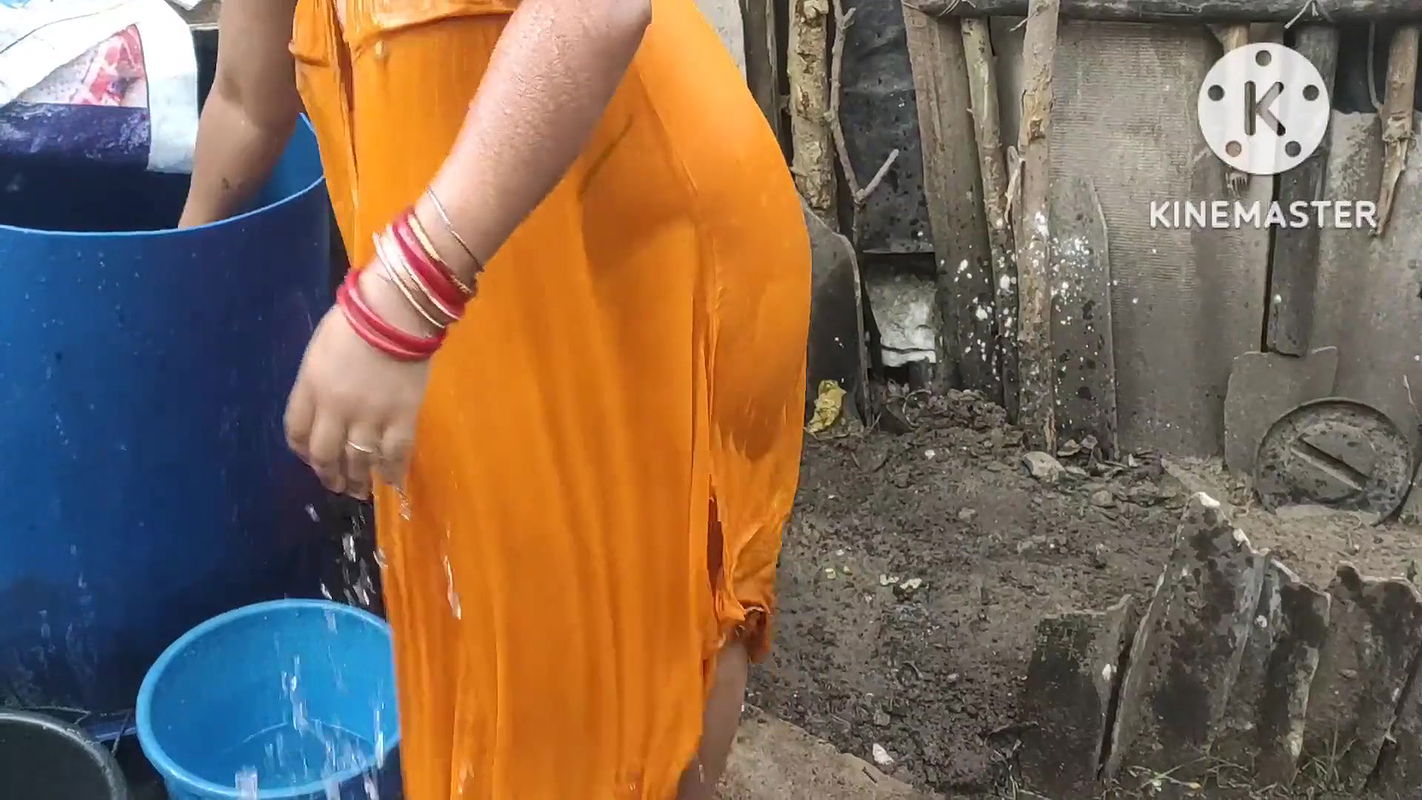 Anita Yadav Ki hot topless dance