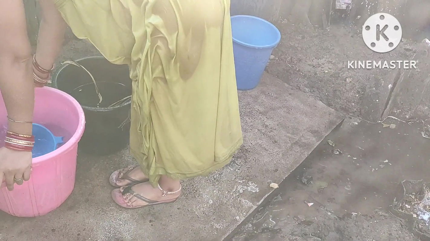 Anita Yadav hot boobs and beautiful