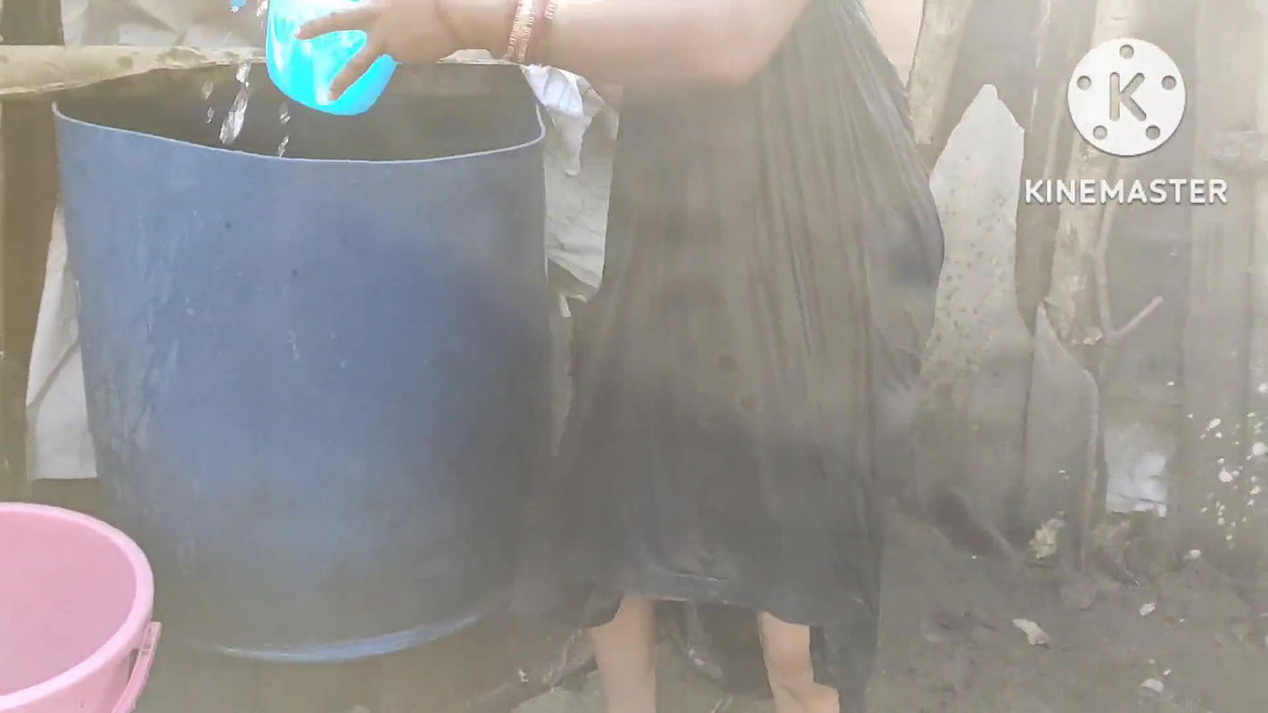 Anita Yadav bathing with cold water