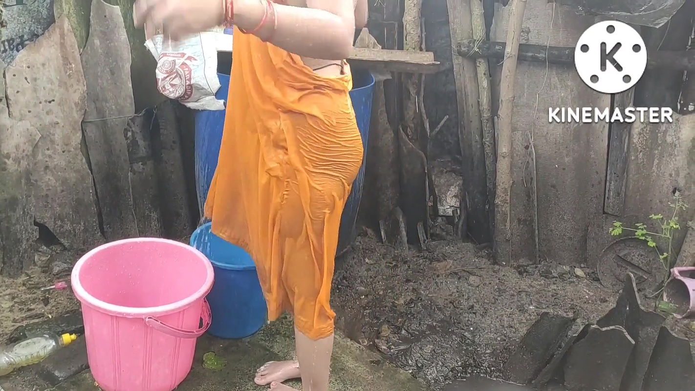 Anita Yadav bathing in indian style