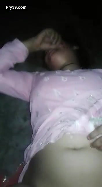 Desi sexy bhabi tight pussy fucking outdoor