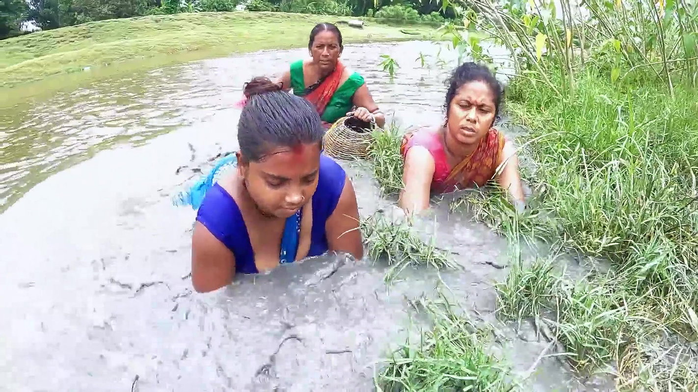 Bengali bhabi hot fishing