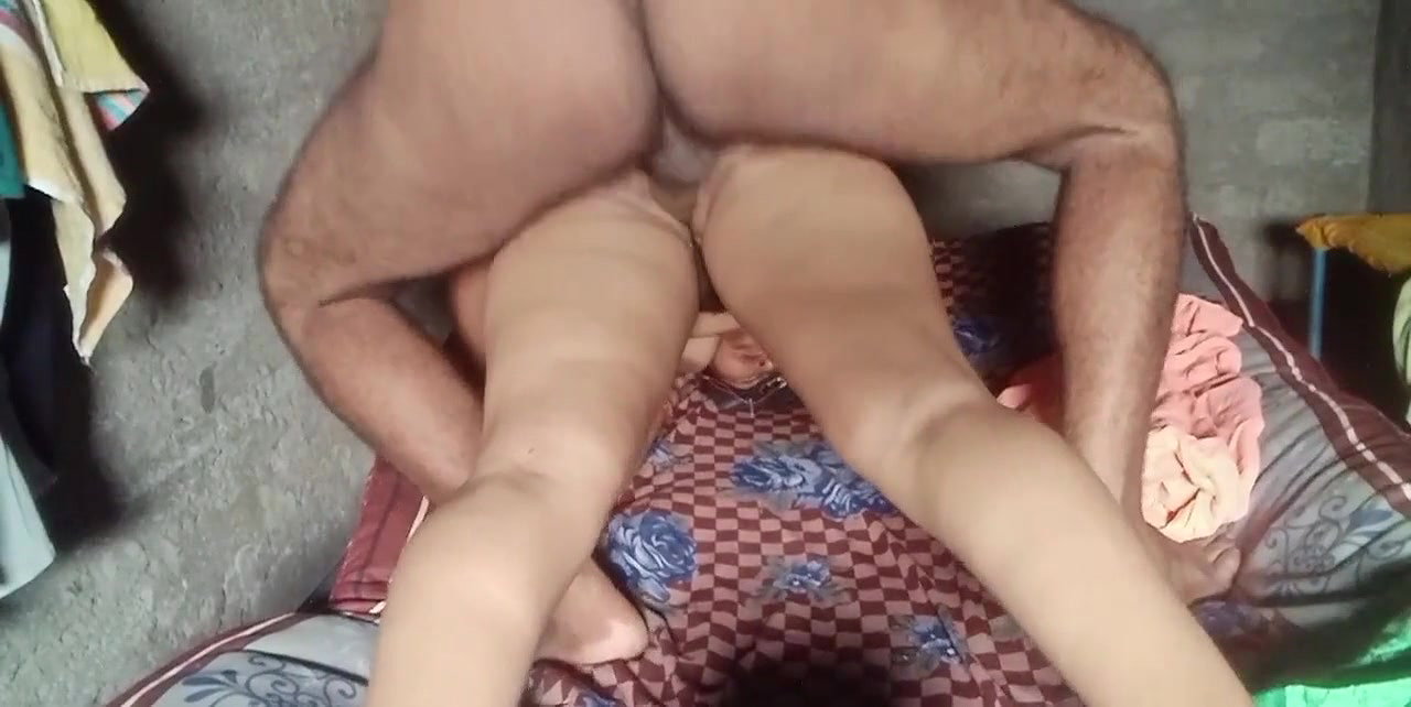 Beautiful Gujarati sister-in-law fucked in saree