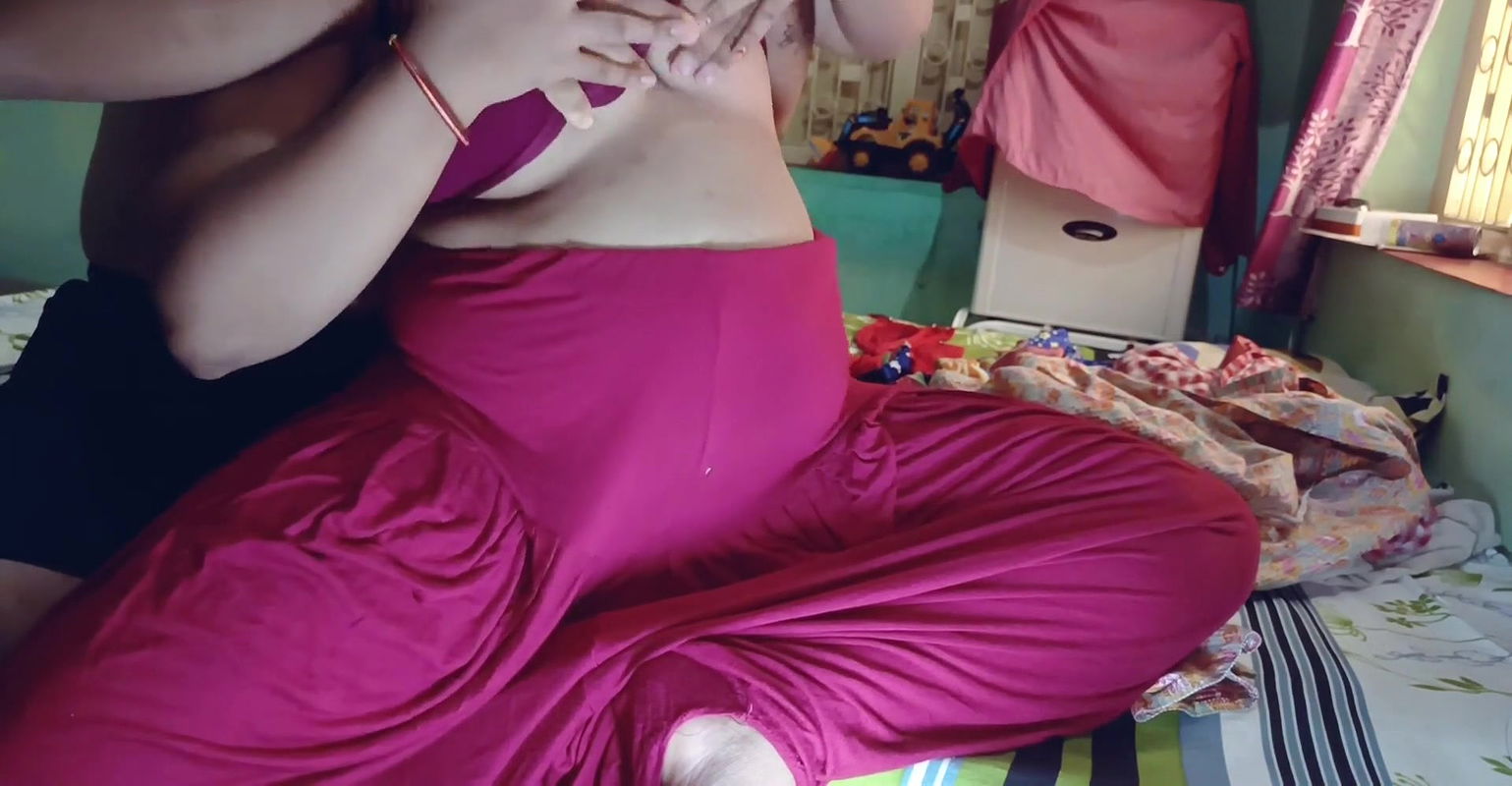 Deshi alone girl fucked hardly