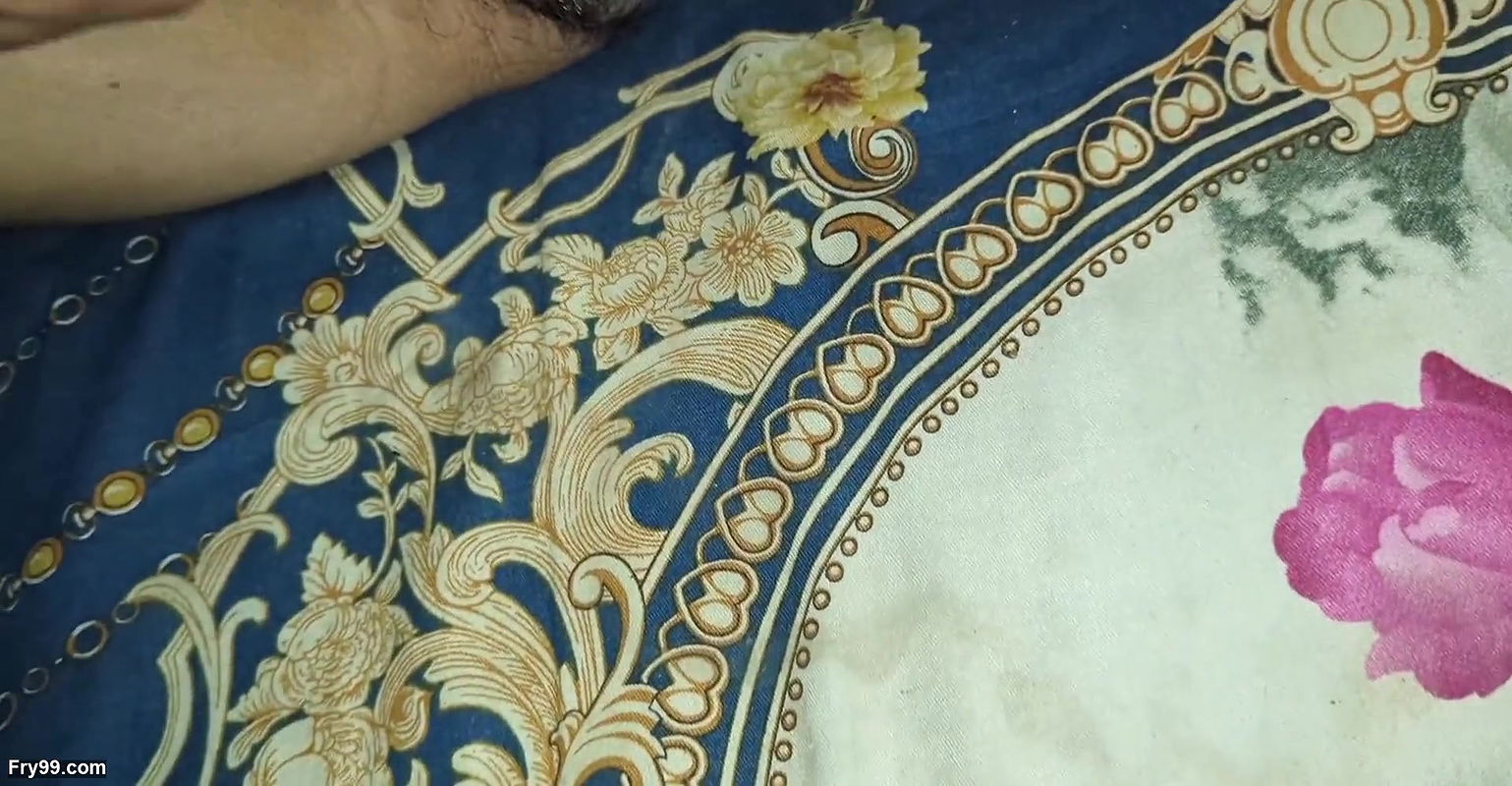 Desi Bengali Bhabhi fucking with boyfriend