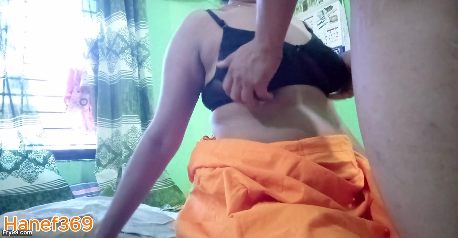 Hanef369. Hard fucked with Desi Babi. Enjoy this video Part_02