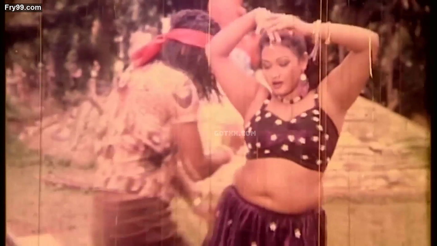 Amar matir gache lau dhoreche by sagor and nila- nosta meye