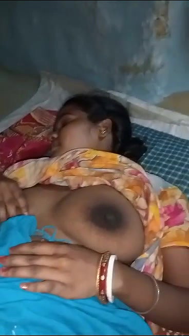 Village bhabhi
