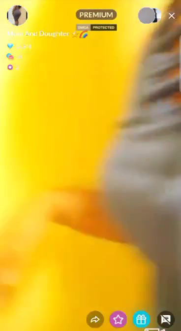 Mom and Daughter – 10 Feb 2022 – Premium Tango Show