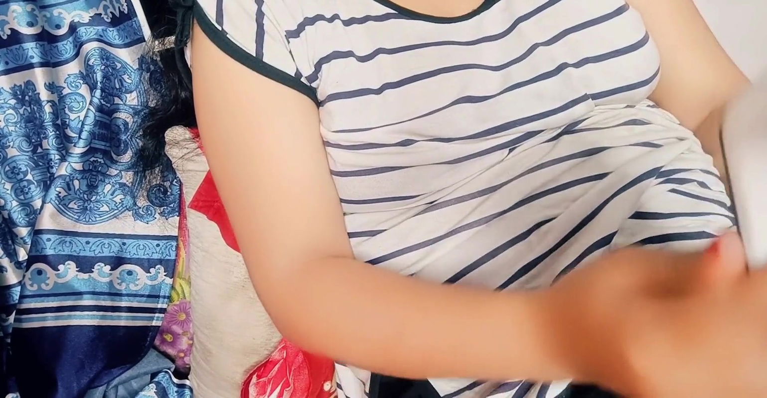 Bengali girl having phone sex and fingering with her boyfriend inside pussy.