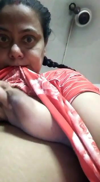 Bigboob Milf Showing