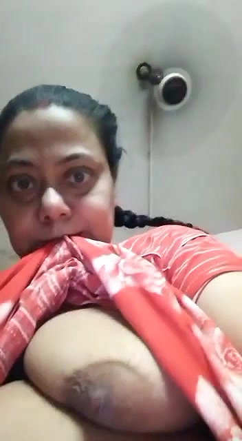Bigboob Milf Showing