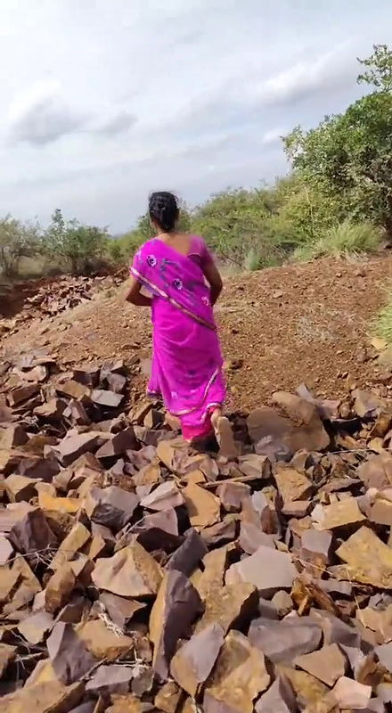 Aunty Outdoor Sex with Boy Hot Sex