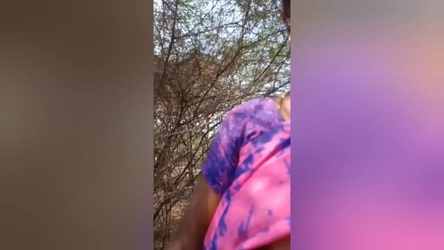 Indian girl getting fucked outdoor