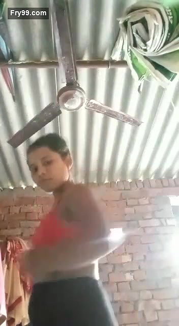 Cute Desi Village Girl Shows Her Boobs and Pussy